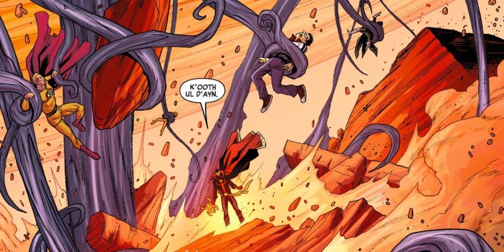 Doctor Strange usa la Magia Oscura su una Terra parallela in New Avengers #21 