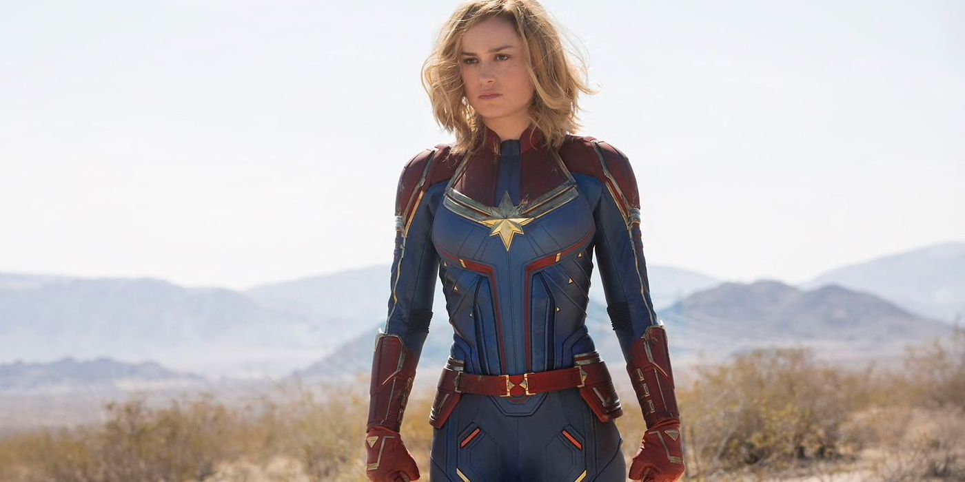 Capitan Marvel/Carol Danvers nel deserto